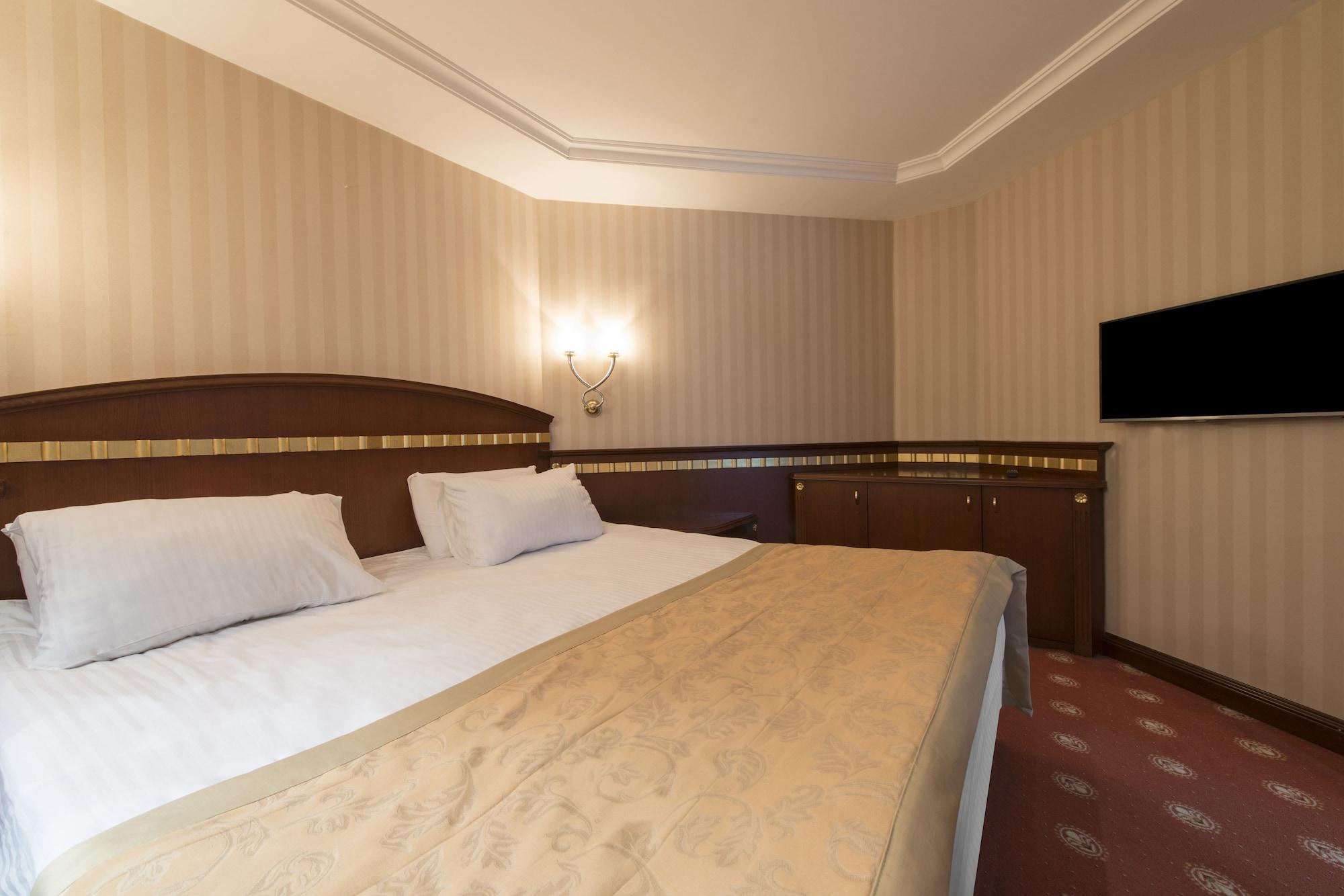 Akar International Otel