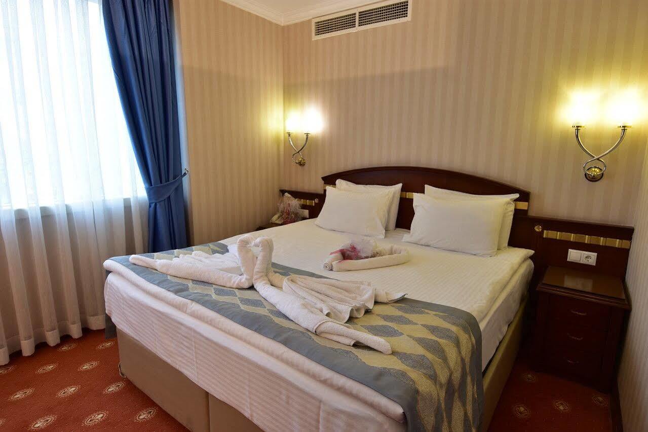 Otel Akar International