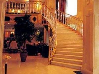 Otel Akar International